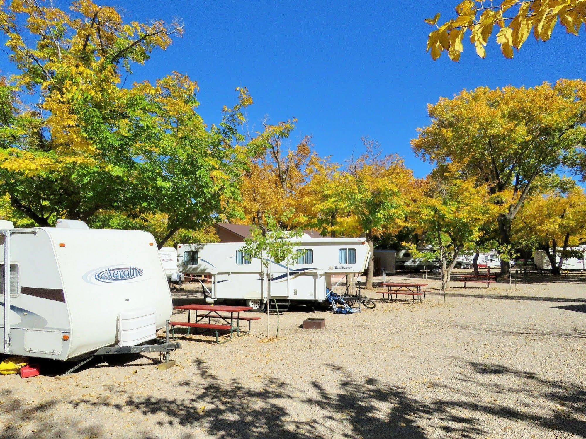 Sun Outdoors Moab Downtown 호텔 외부 사진